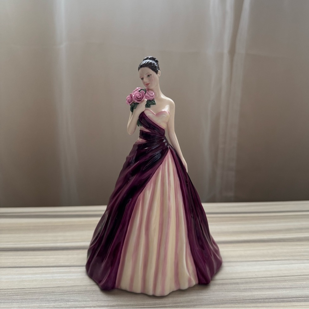 Royal Doulton - With Love figurine